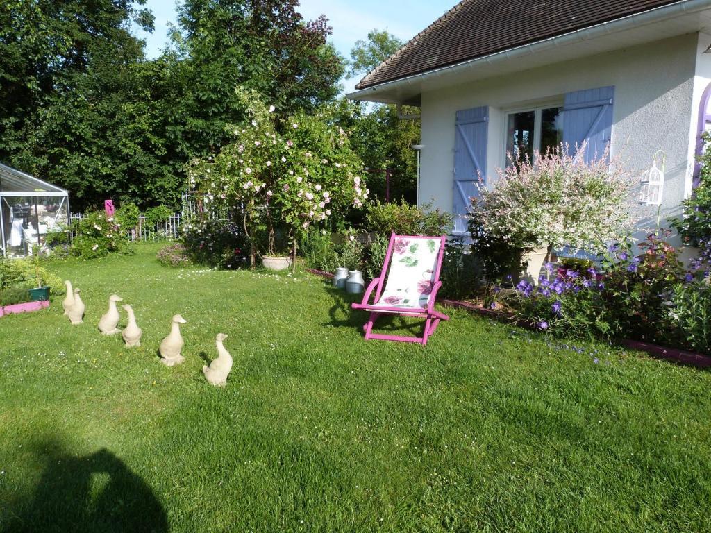 Le Jardin De Marie-Jeanne Bed & Breakfast Achy Exterior foto